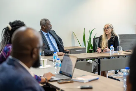 Minster meeting with New Zealand delegation